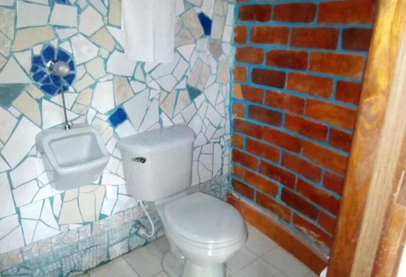 Perhehuone, La Posada Del Cucú