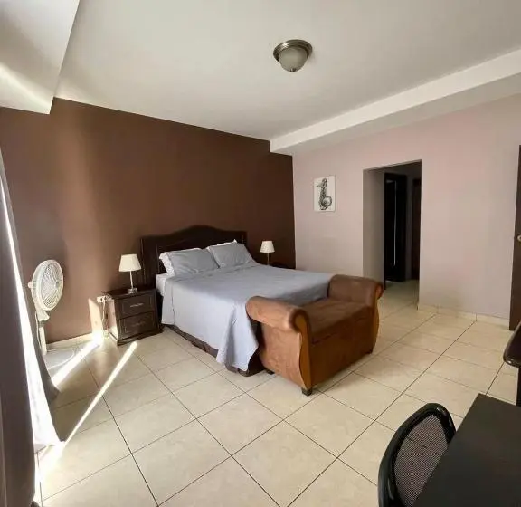 اتاق استاندارد, Casa Sur