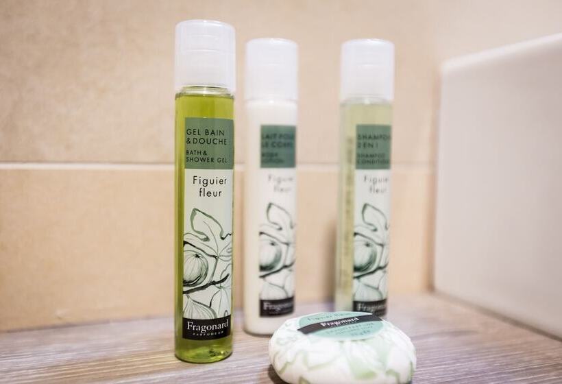 Полулюкс, Monteverde