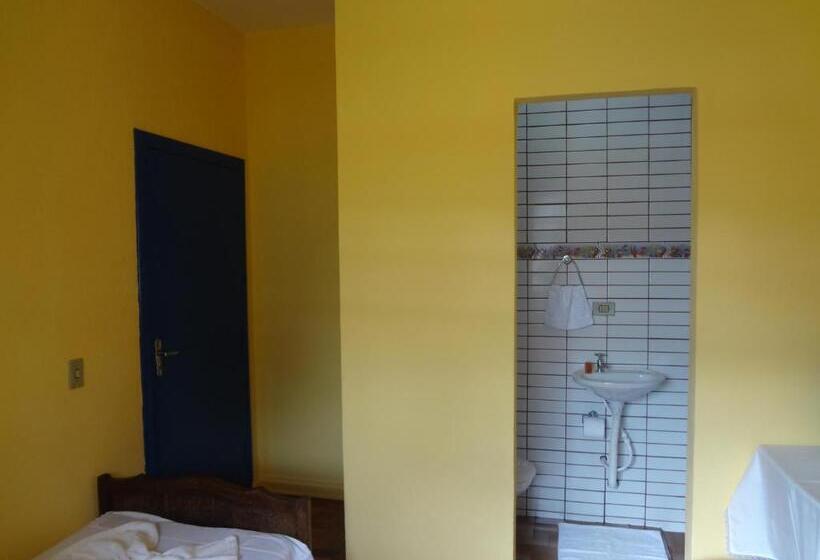 ファミリールーム, Pousada B & B