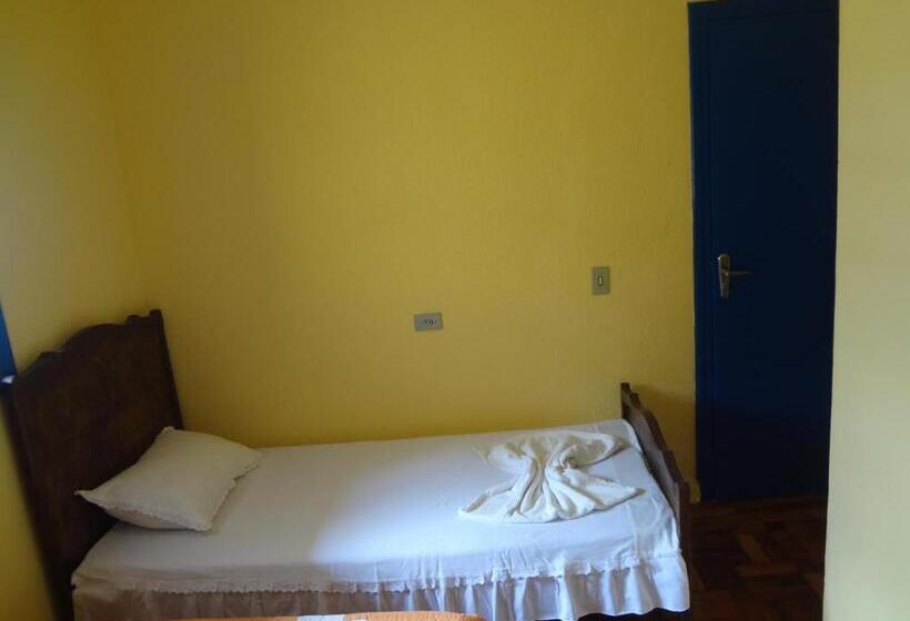 패밀리 룸, Pousada B & B