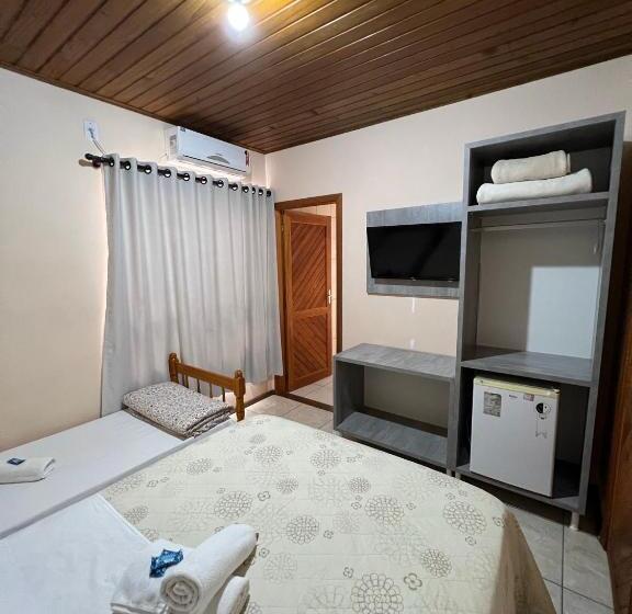 חדר סטנדרט לשלושה, Pousada Rosália