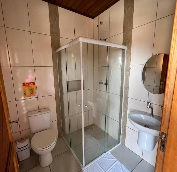 חדר סטנדרט לשלושה עם מרפסת, Pousada Rosália