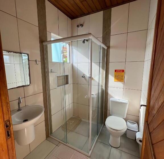 חדר סטנדרט לשלושה עם מרפסת, Pousada Rosália