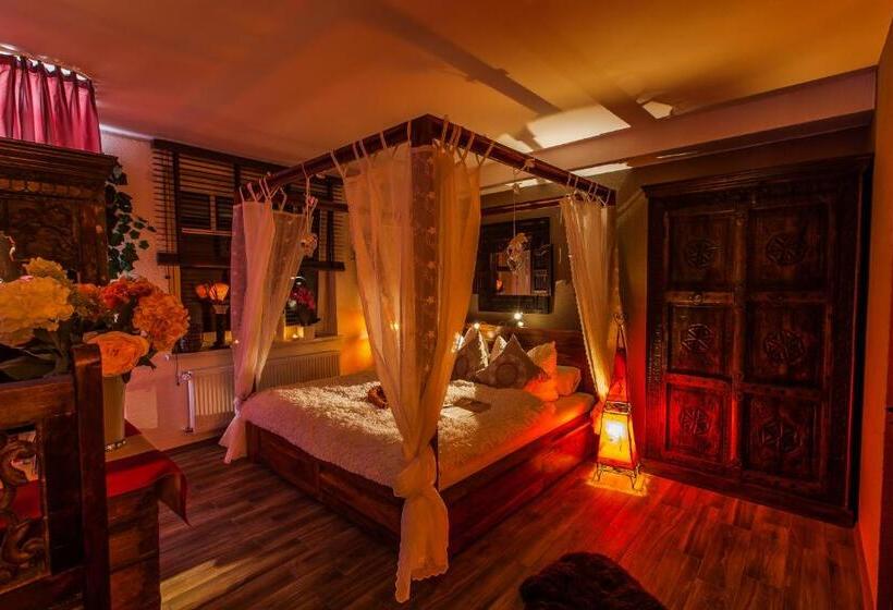 디럭스 스위트, Whirlpool Suite Marrakesch Lounge