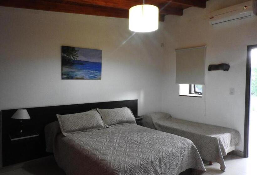 سوییت با چشم‌انداز کوه, Amaikén Suites