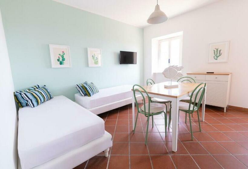 带1个卧室的带海景的公寓, Lido Azzurro