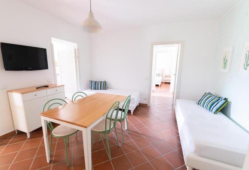 带1个卧室的带阳台的公寓, Lido Azzurro