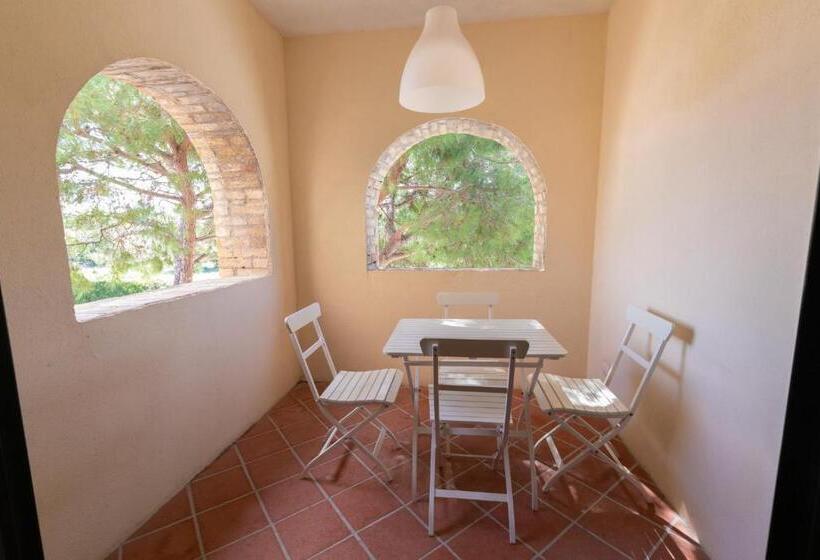 带1个卧室的带阳台的公寓, Lido Azzurro