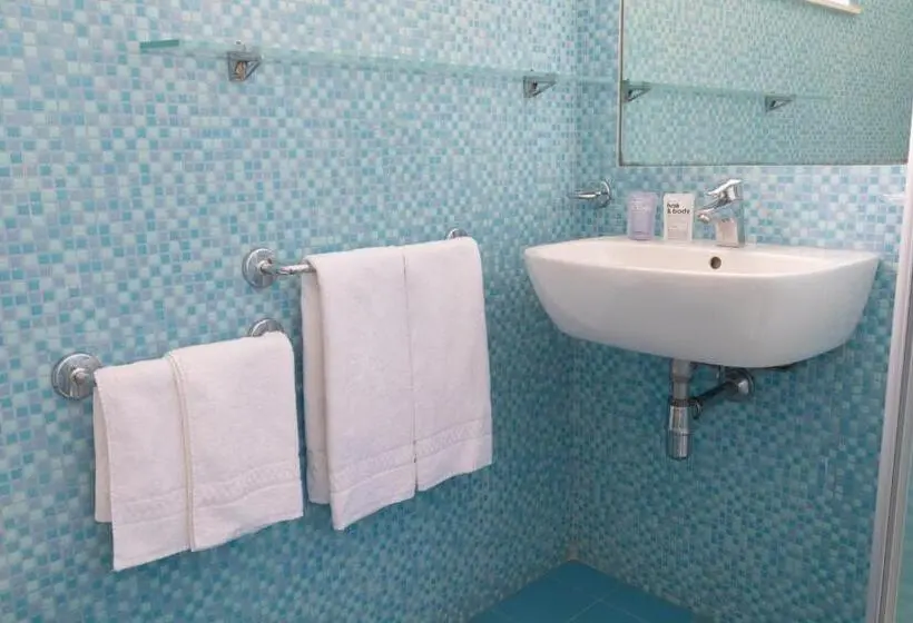 آپارتمان 1 خوابه همکف, Lido Azzurro