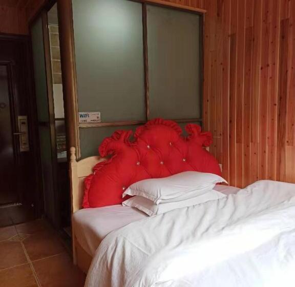 基本间, Fenghuang Memory Linjiang Inn