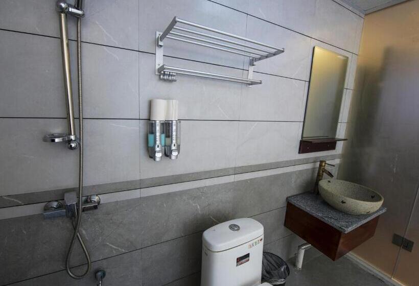 标准间, Fenghuang Memory Linjiang Inn