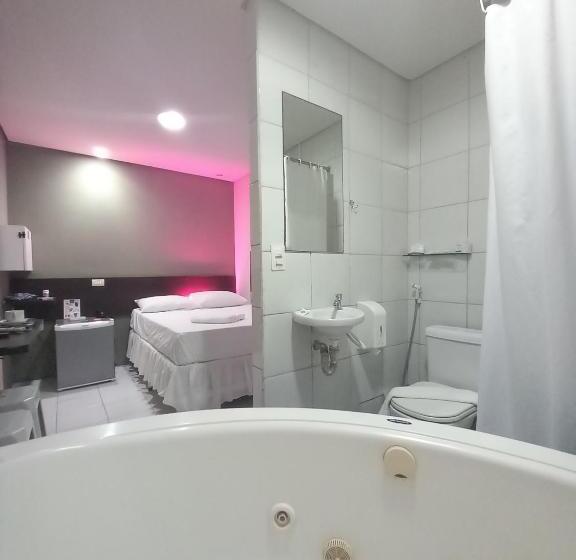 غرفة ديلوكس مزوَّدة بجاكوزي, Dos Prazeres