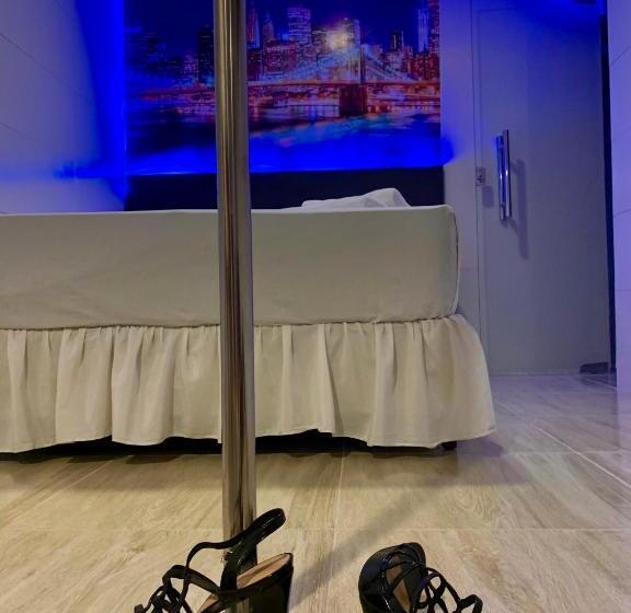 غرفة قياسية لذوى الاحتياجات الخاصة, Dos Prazeres