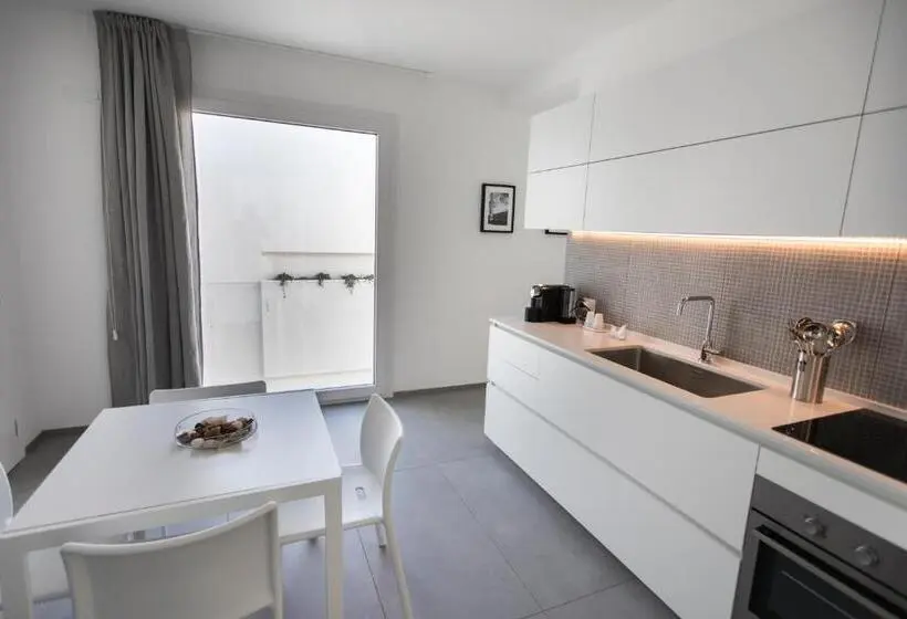 バルコニー付き１ベッドルームアパートメント, Le Ancore Luxury Apartments