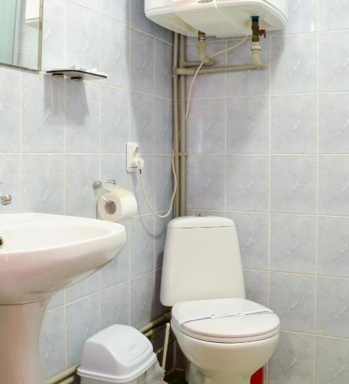 اتاق خانوادگی, Svitlana