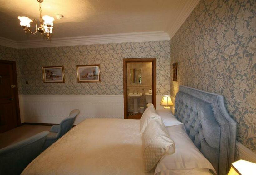 اتاق لوکس با تخت بزرگ, West Acre House