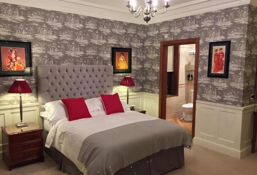 اتاق لوکس با تخت بزرگ, West Acre House