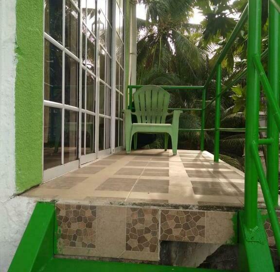 Семейный Номер, Posada For Living