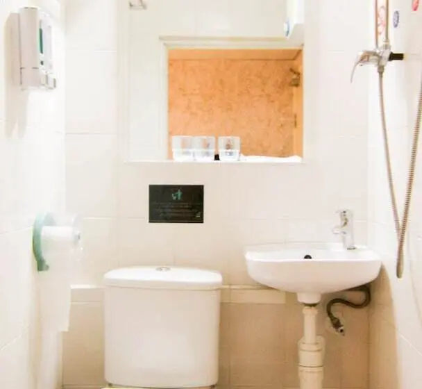 اتاق استاندارد سه نفره, Cozy Inn Jordan Station