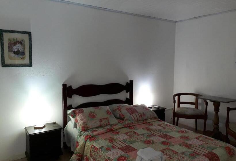 Quarto Estandar, Pousada Bom Bocado
