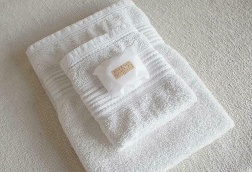 استودیوی استاندارد, Piedra Mora Loft