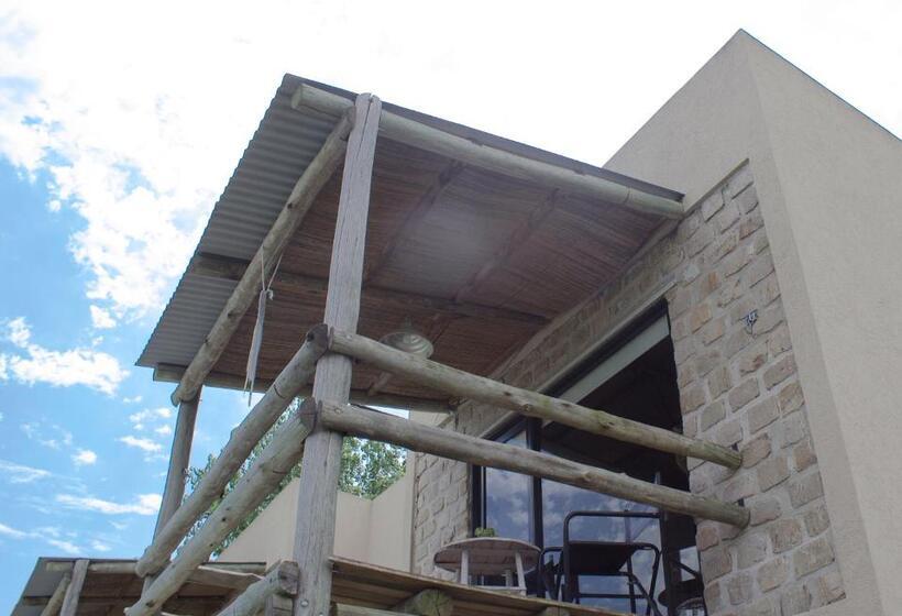 استودیوی استاندارد, Piedra Mora Loft