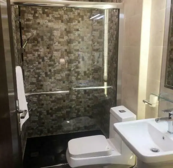 اتاق لوکس با تخت بزرگ, Regent Hotel Apartments