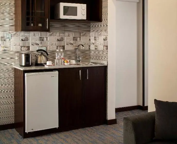 سوییت اجرایی, Regent Hotel Apartments
