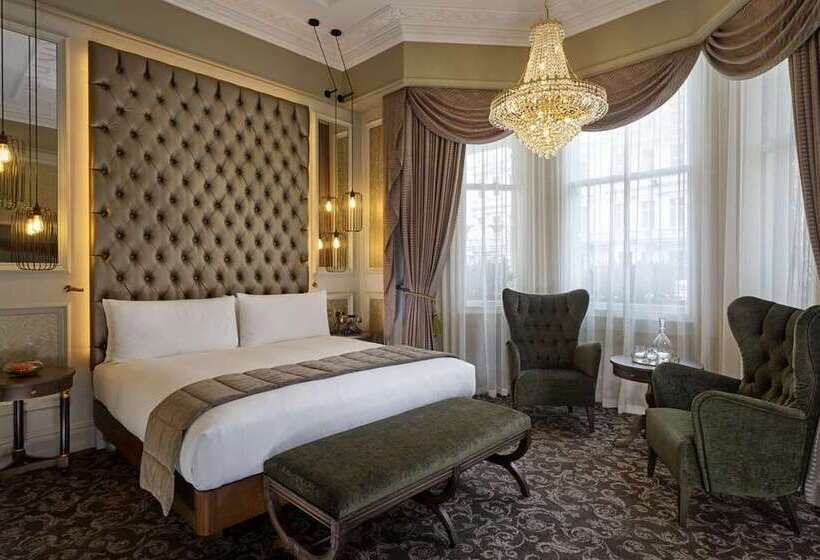 Люкс Кровать Кинг, Watt Hotel Rahway, Tapestry Collection By Hilton