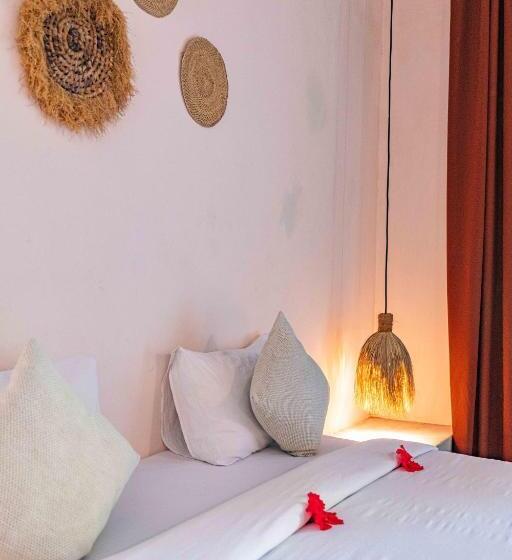 חדר דלוקס, Seconda Stella