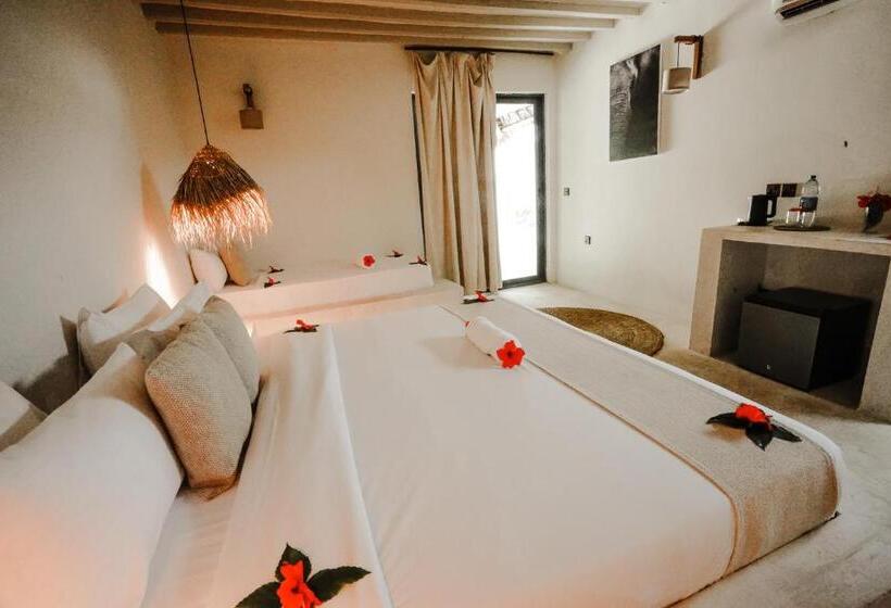 בקתה סטנדרטית, Seconda Stella