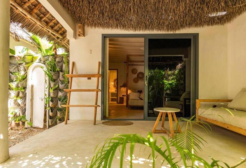 בקתה דלוקס, Seconda Stella