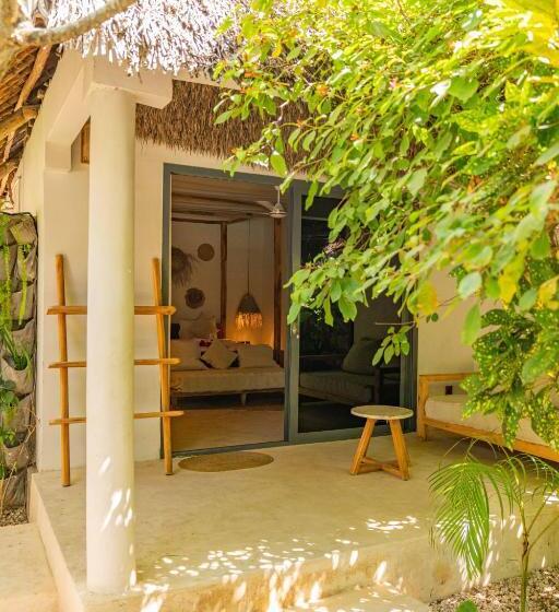 בקתה דלוקס, Seconda Stella