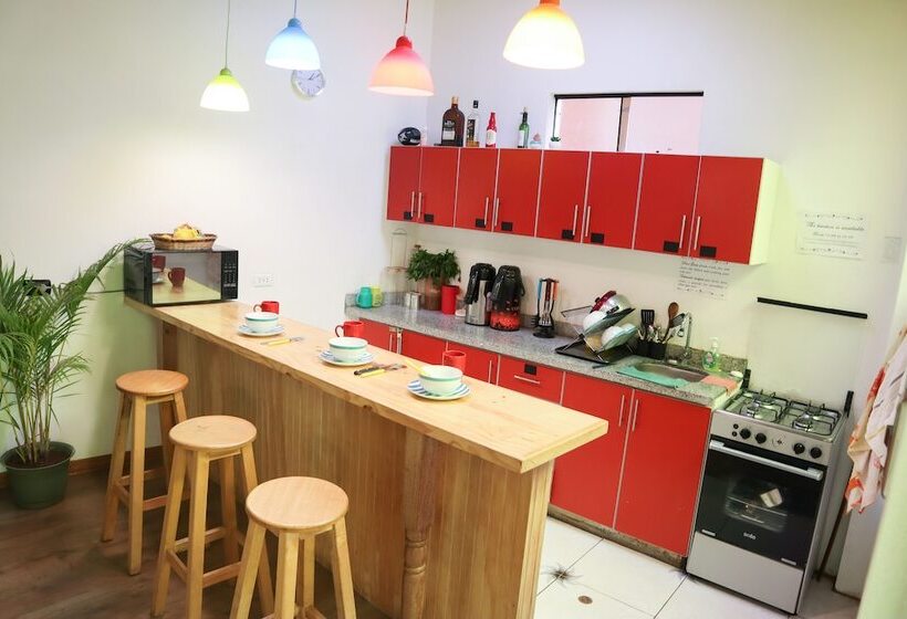 ルームシェアのワンベッド, The Rooftop Hostel Cusco