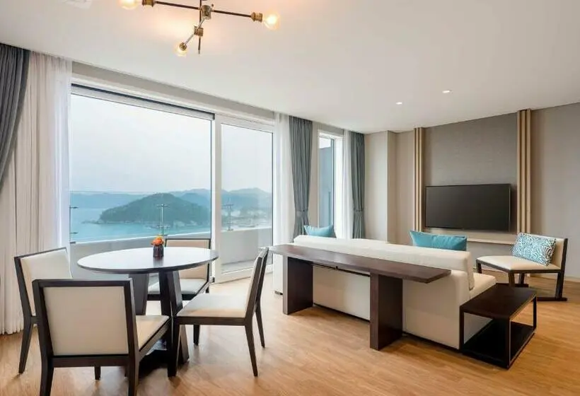 オーシャンビュースイート, Hanwha Resort Geoje Belvedere