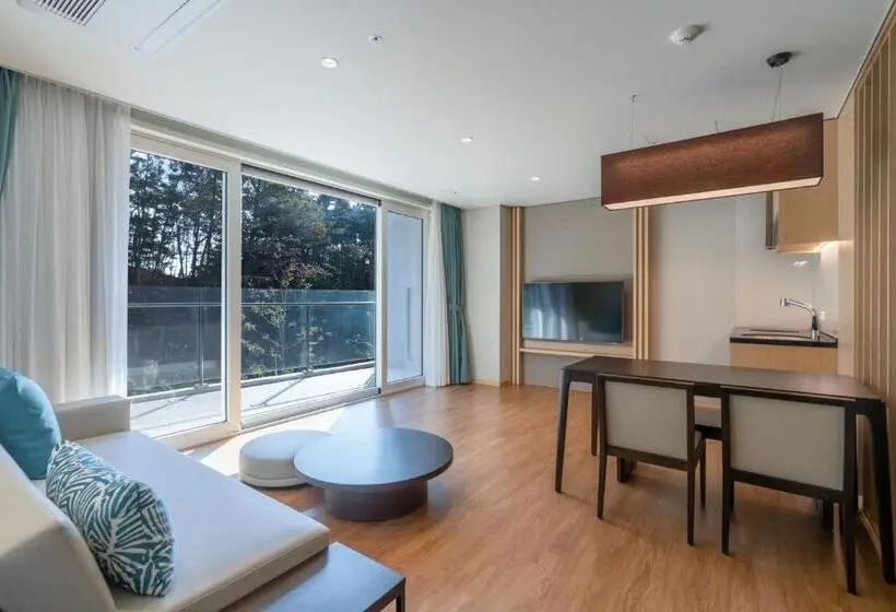 スイート, Hanwha Resort Geoje Belvedere