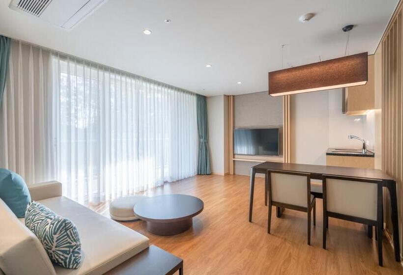 オーシャンビュースイート, Hanwha Resort Geoje Belvedere