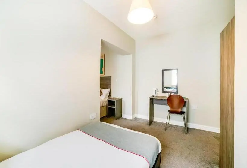 スタンダード４人部屋, Tequila And Dunlin Rooms Southport Central