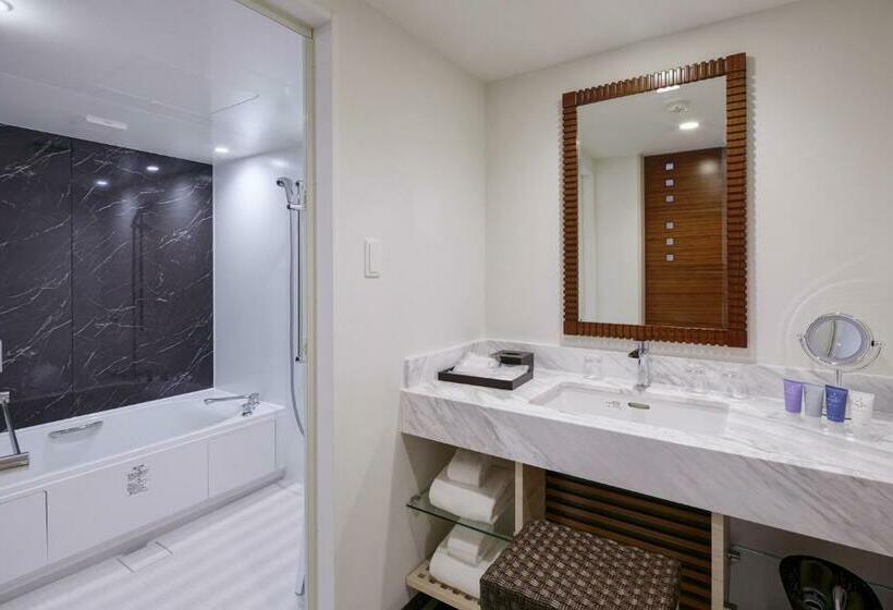 オーシャンビュースーペリアールーム, Ala Mahaina Condo