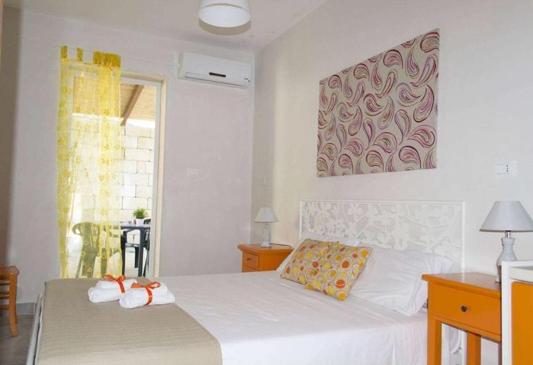 Студия Стандарт, Villa Cisterna   Direzione Salento