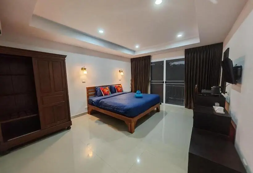 اتاق استاندارد با تخت بزرگ, Lipa Beach