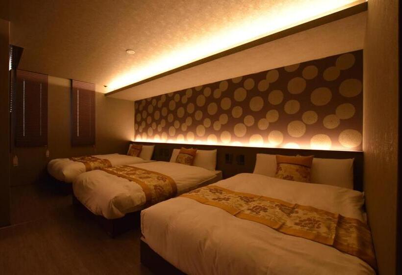 Estudi Deluxe, Grand Base Beppuekimae