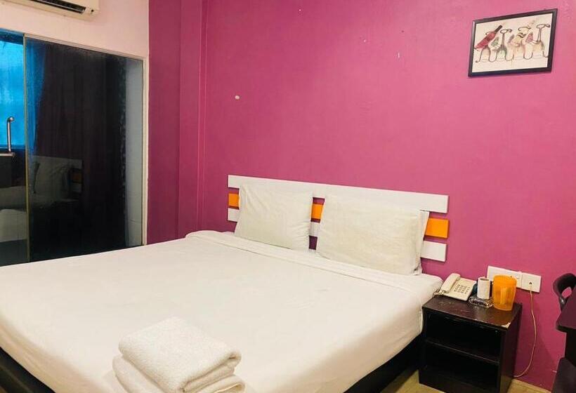 Номер Deluxe Кровать Кинг, Orange Hotel Segamat
