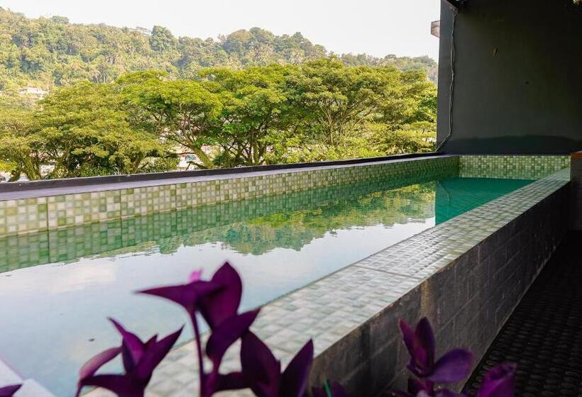 스탠다드 룸 공동 욕실, Kokos Hostel Padang City
