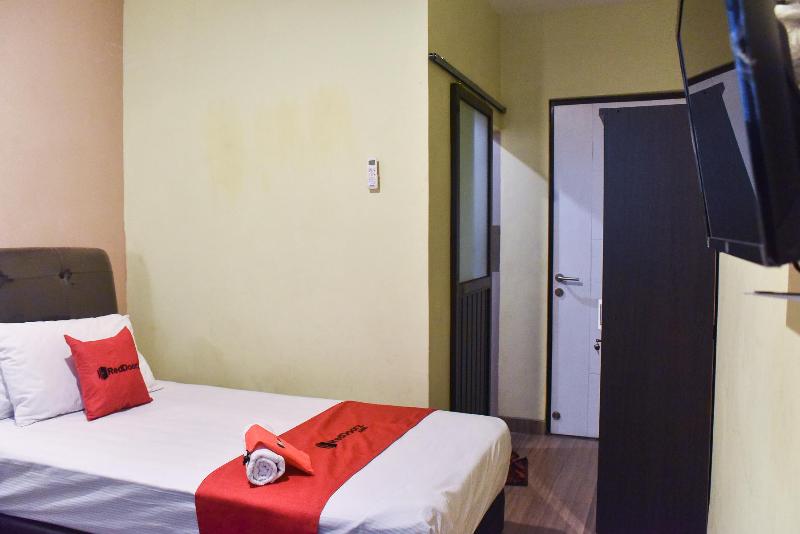 غرفة قياسية, Reddoorz Near Surabaya Town Square