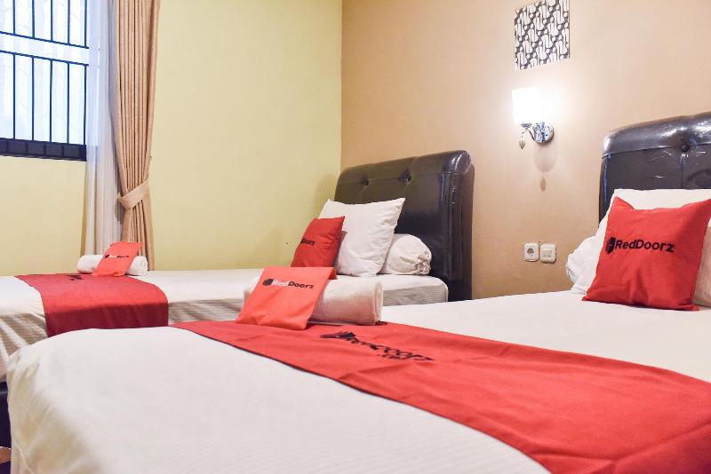 غرفة قياسية, Reddoorz Near Surabaya Town Square