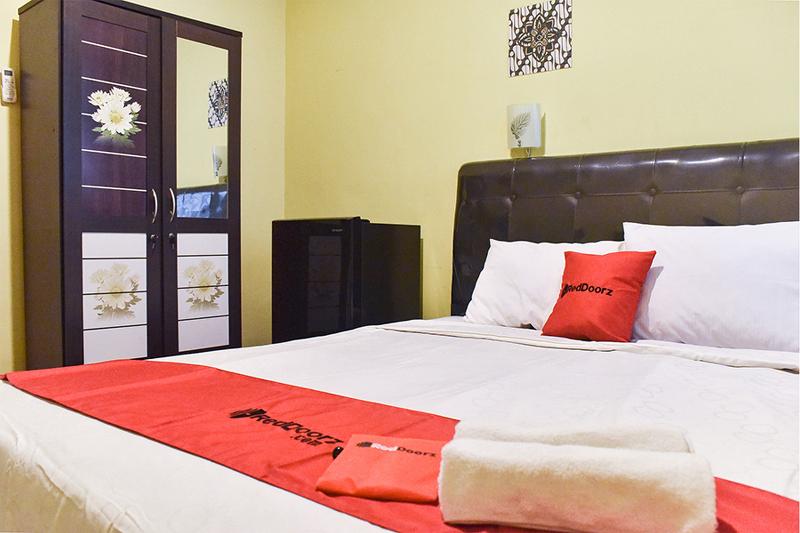 غرفة قياسية, Reddoorz Near Surabaya Town Square