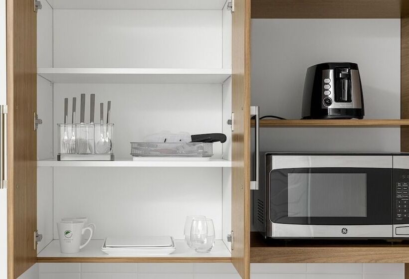 Номер Deluxe, Element Hampton Peninsula Town Center