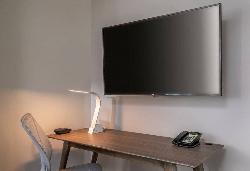 豪华房间, Element Hampton Peninsula Town Center